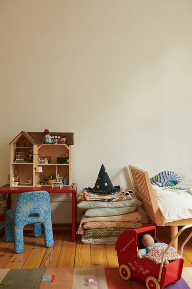 Charlie Chair Sky