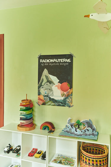 'Radionauterne og den mystiske morgen' poster